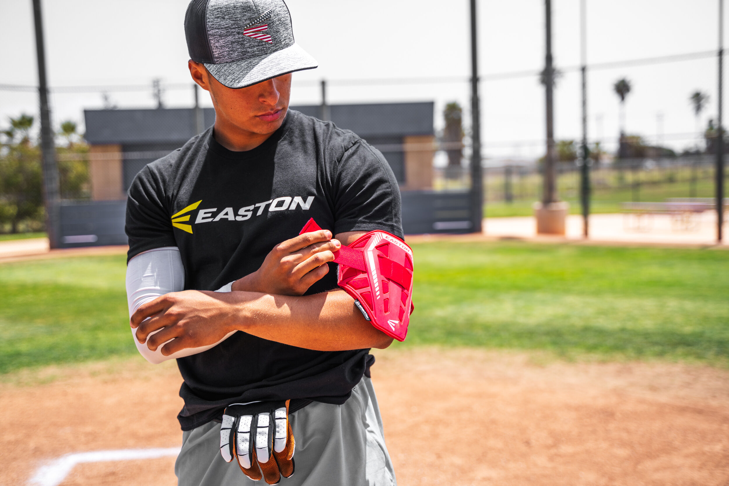 Easton Elbow Guard