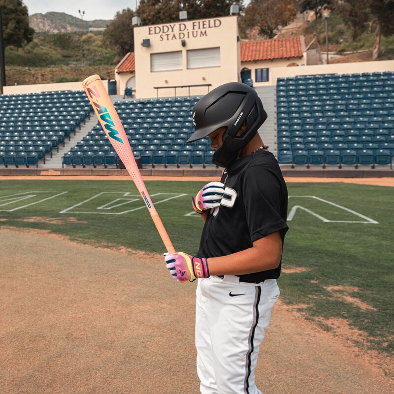 Picture of a player holding an Easton MAV2 Flash USA Baseball bat loading=