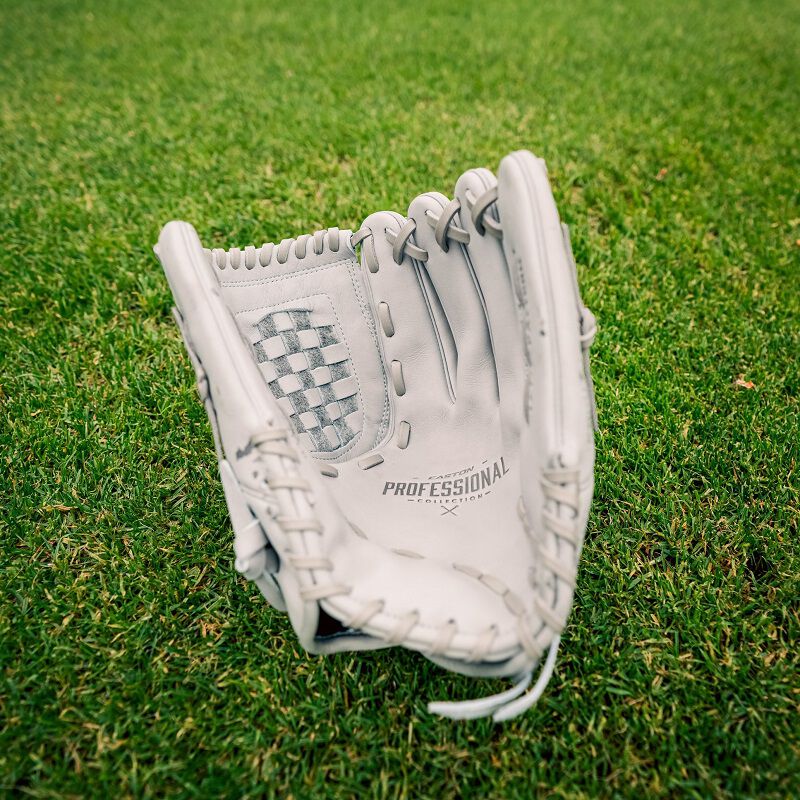 Picture of a Professional Collection Color Splash utility glove on a field with the palm up